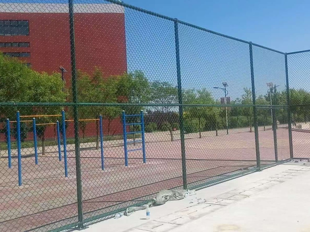 运动场地围网