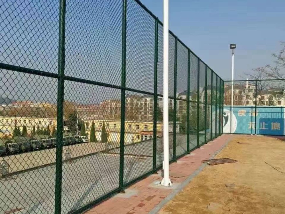 运动场地围网