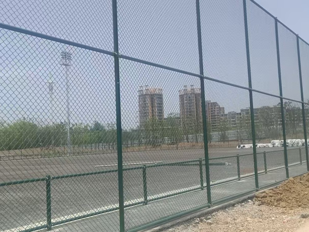 运动场地围网